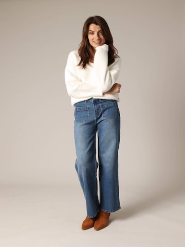 Pull-over 'LOUBIANA' Deeluxe en blanc : devant