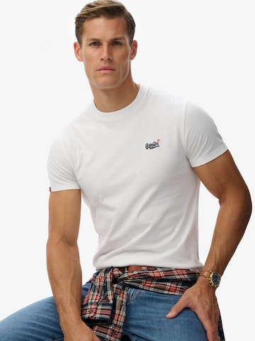 Superdry & Co Paita 'ESSENTIAL' värissä valkoinen