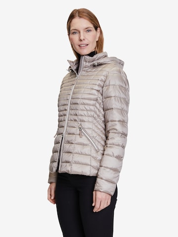 Betty Barclay Between-Season Jacket in Beige: front