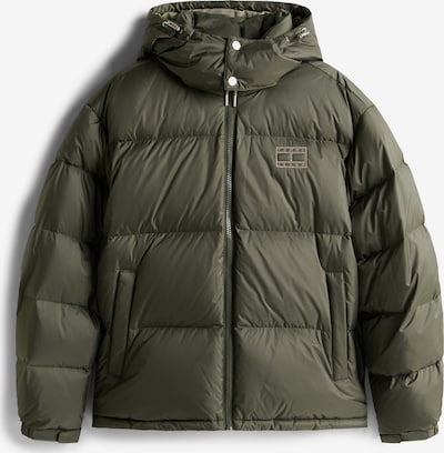 Žieminė striukė 'Alaska' iš Tommy Jeans, spalva – smėlio spalva / žalia, Prekių apžvalga