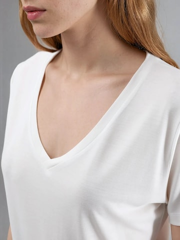 T-shirt Busem en blanc