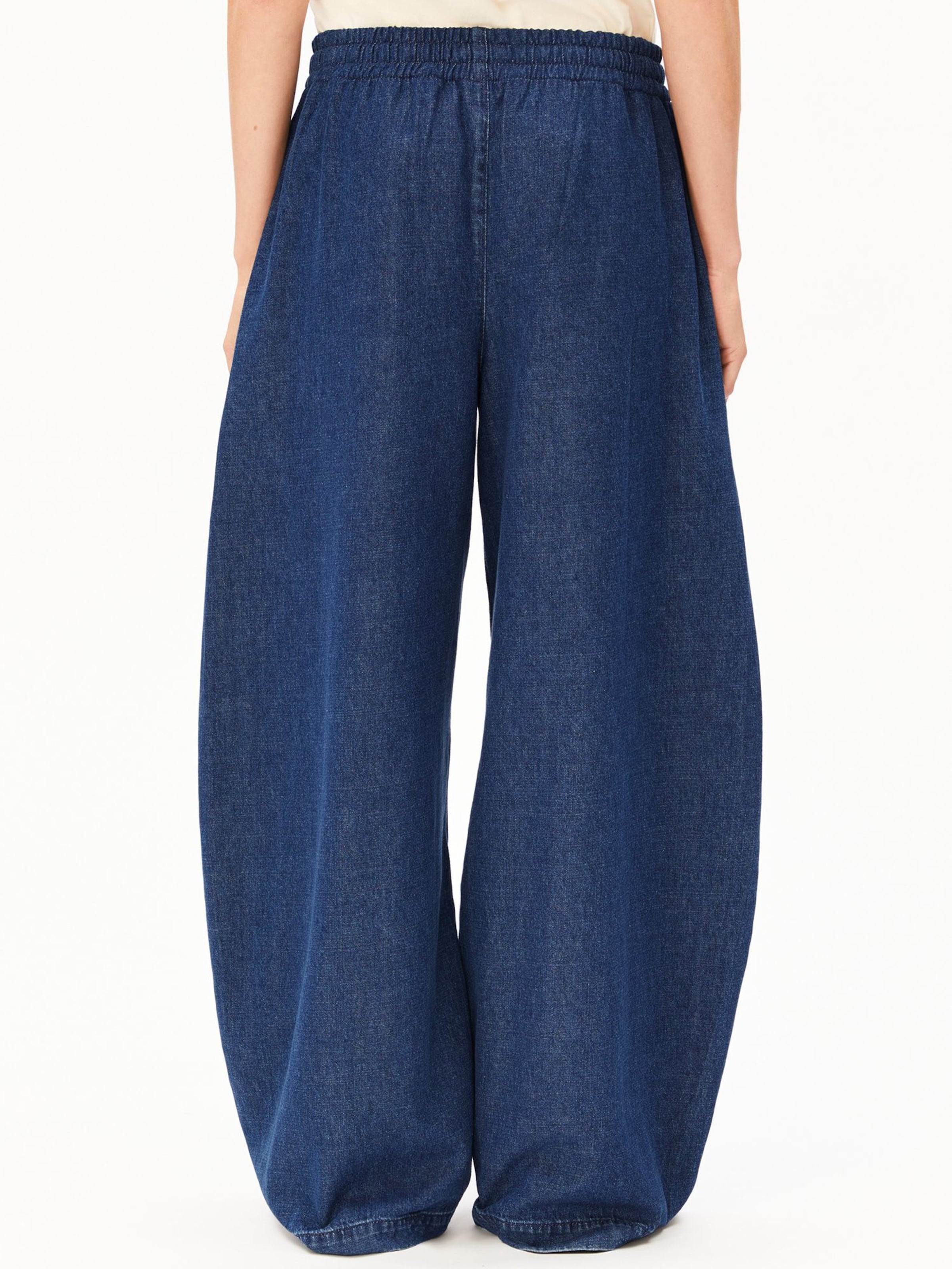 Loosefit Pantalon ARMEDANGELS en bleu