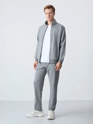 Survêtement Tommy Life en gris