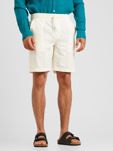 Lindbergh Regular Shorts in Weiß: Vorderseite