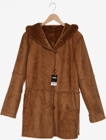 Qiero Jacket & Coat in XXL in Brown: front