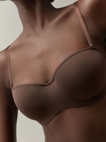 self. T-Shirt BH in Braun