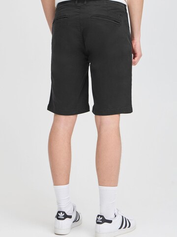 Casual Friday - Regular Calças chino em preto