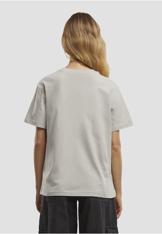Miss Tee - Camiseta 'Cozy Drinks' en gris