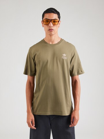 ADIDAS ORIGINALS T-shirt i grön: framsida
