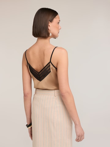 MOTIVI Top in Beige