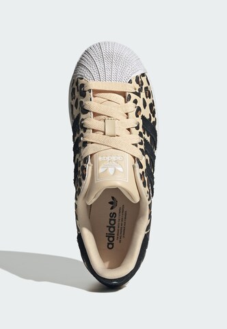 ADIDAS ORIGINALS - Zapatillas deportivas 'Superstar II' en beige