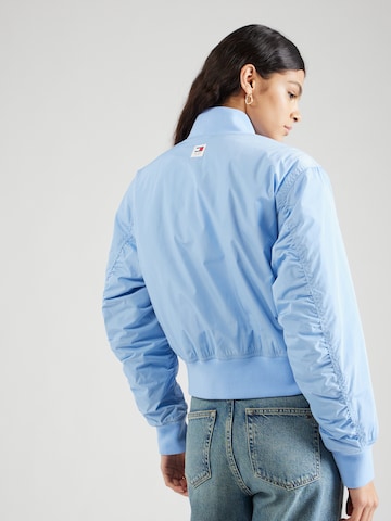 mėlyna Tommy Jeans Demisezoninė striukė 'CLASSICS'