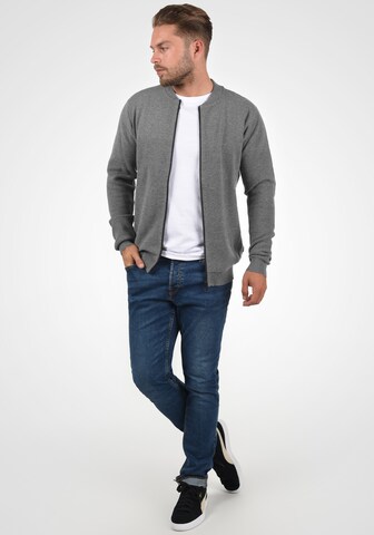 !Solid Cardigan 'Cezar' in Grau