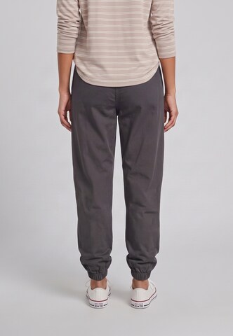 Urban Classics Tapered Cargo trousers in Grey: back