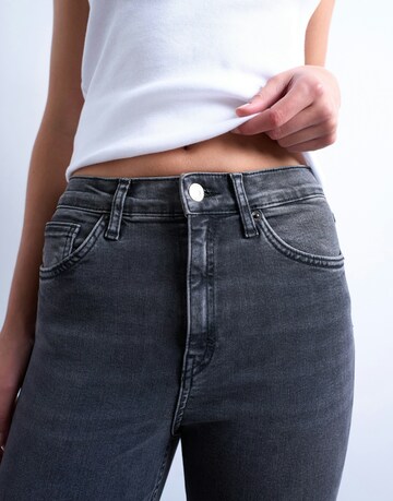 TOPSHOP Слим Джинсы 'JAMIE' в Черный