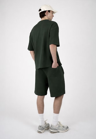 Loosefit Pantalon 'Lazy Riviera' Prohibited en vert