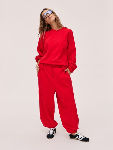 Kamila Šikl Sweatshirt in Rood