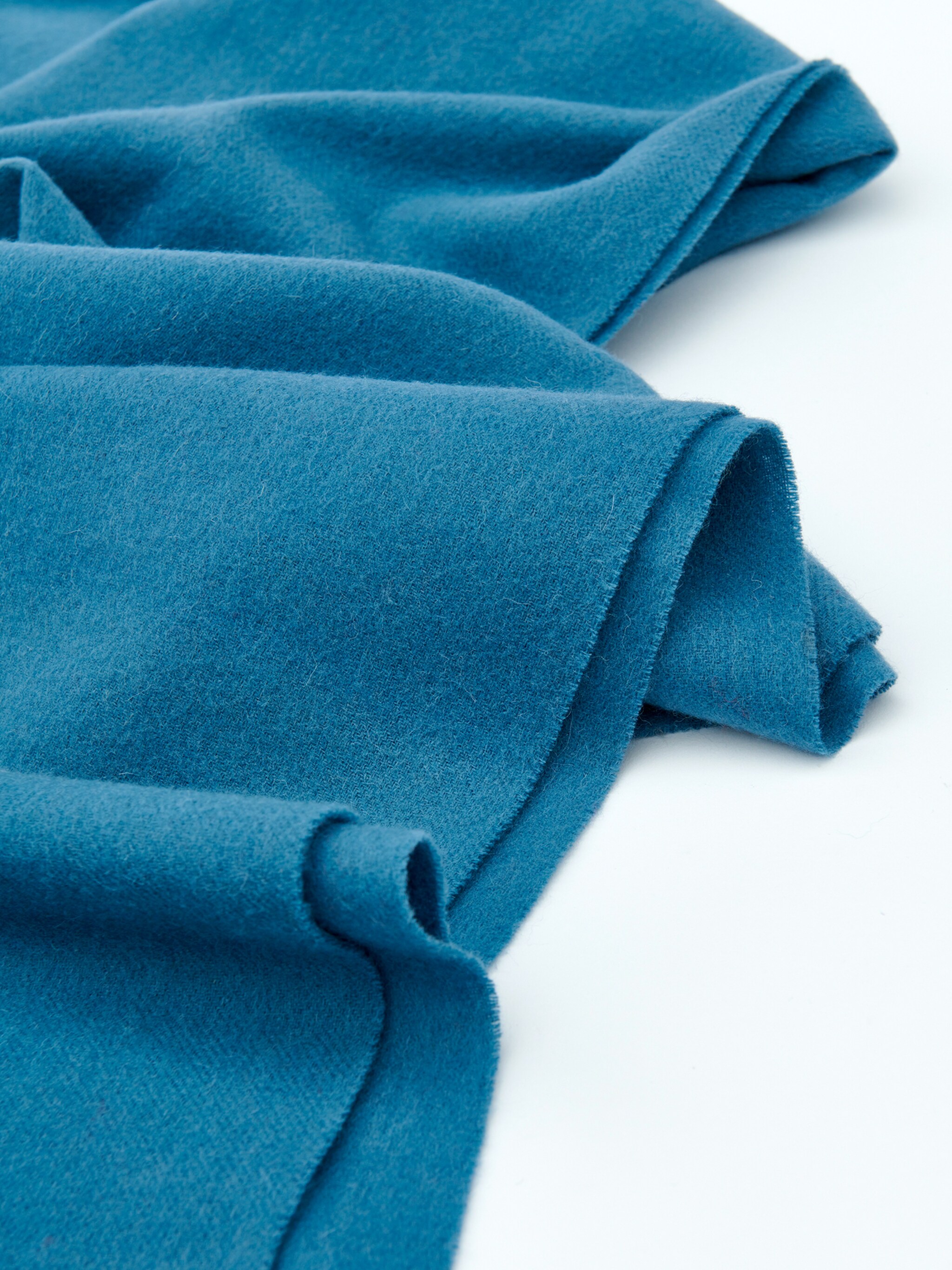 EDITED Produkte Schal 'Esma' blau