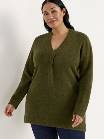 Cellbes of Sweden Tunic in Green: front