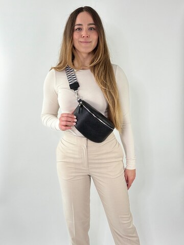 lePelou Fanny Pack 'MIRA medium' in Black: front