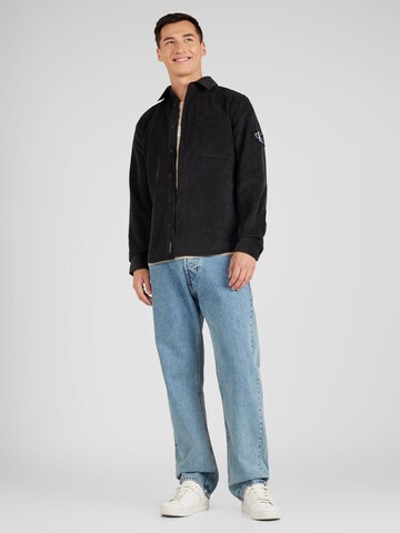 Coupe regular Chemise Calvin Klein Jeans en noir