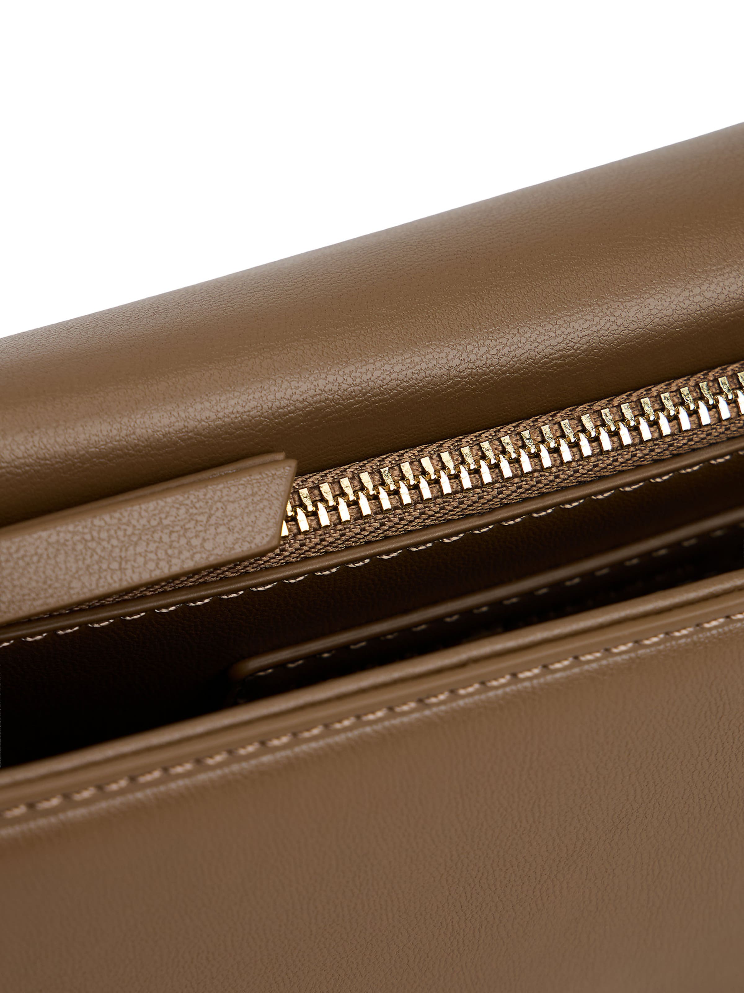 TOMMY HILFIGER Schoudertas 'HERITAGE' in Bruin