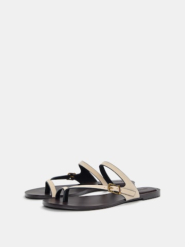 Pull&Bear Zehentrenner in Beige