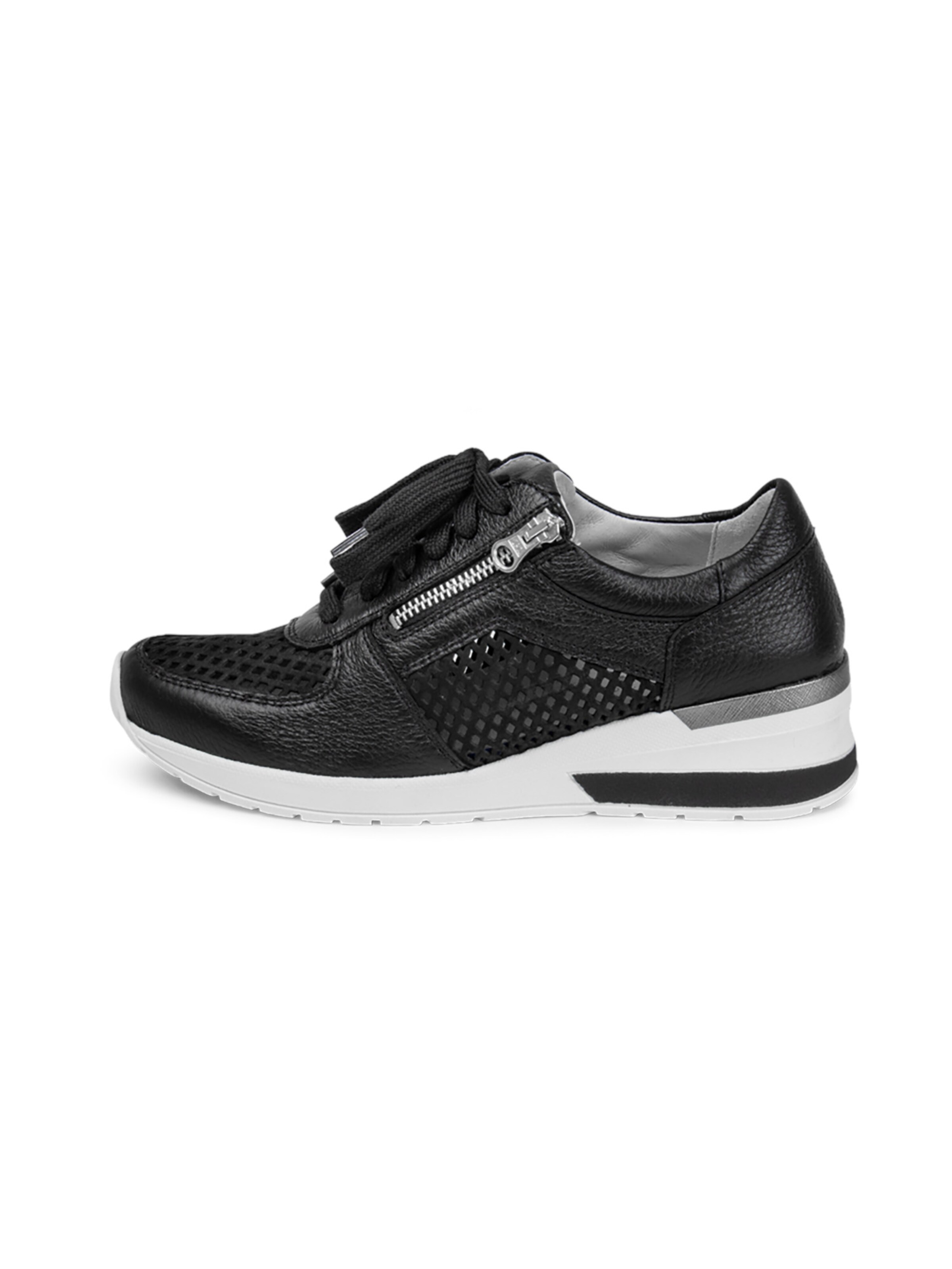 VITAFORM Sneakers in Black