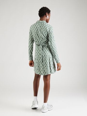 Robe 'Medea' ABOUT YOU en vert