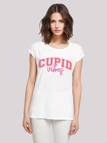 T-shirt 'Cupid Vibes Valentinstag Amor' F4NT4STIC en blanc : devant