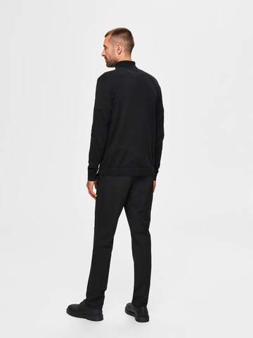 Coupe regular Pull-over 'Berg' SELECTED HOMME en noir