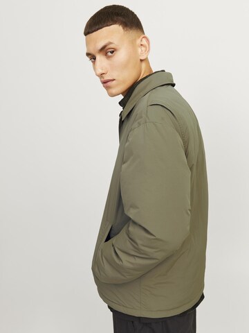 Veste mi-saison JACK & JONES en vert
