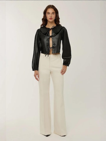Hiccup Blouse in Black