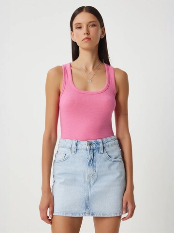 Haut 'Tanktops & Camis' Happiness İstanbul en rose