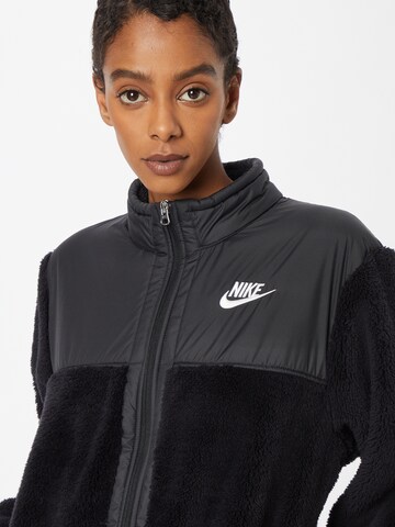 Nike Sportswear Přechodná bunda – černá