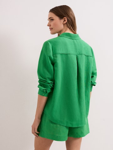 Phase Eight Shirt in Green: back