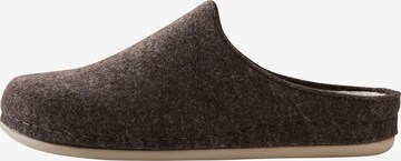 Travelin Classic Flats 'At-Home ' in Brown: front