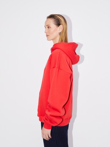 Sweat-shirt 'Rieke' LeGer by Lena Gercke en rouge