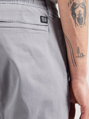 s.Oliver - Tapered Pantalón en gris