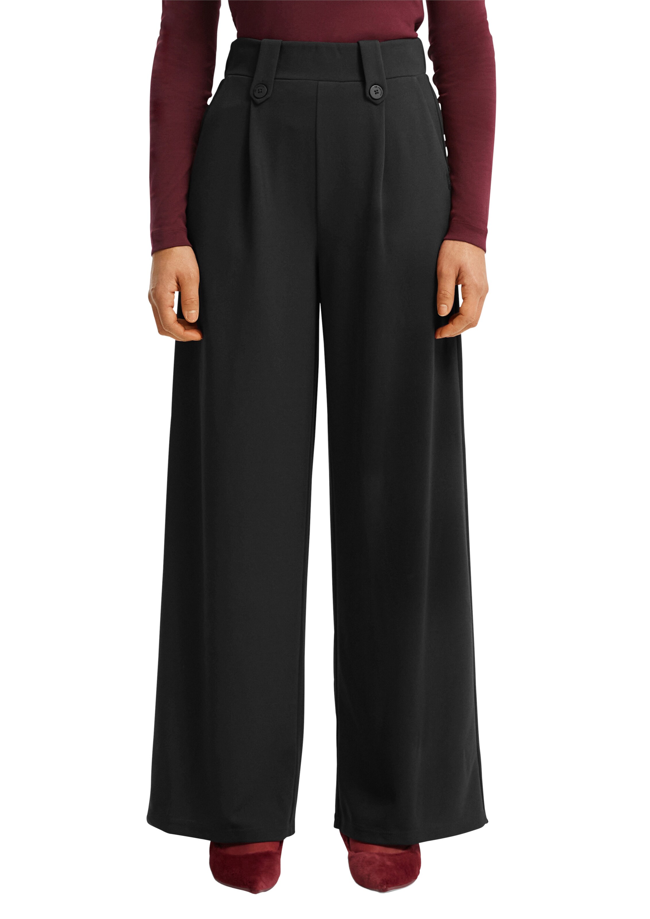 QS Wide leg Pleat-Front Pants in Black: front