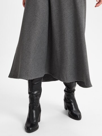 Jupe Marie Lund en gris