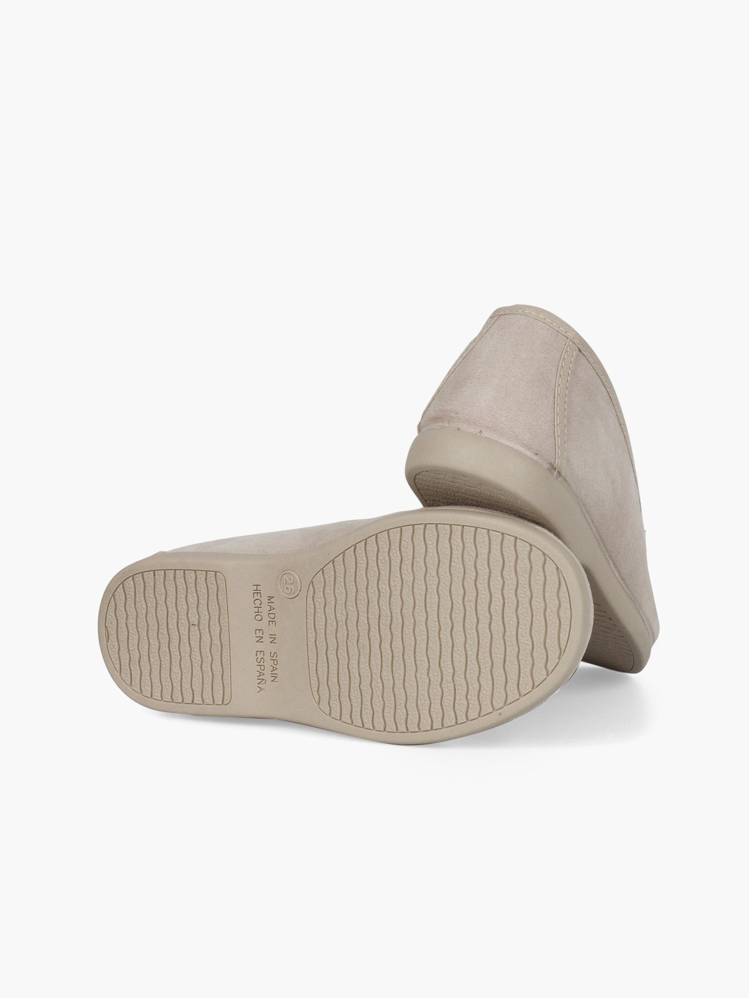 Scarpa bassa di Pisamonas in beige