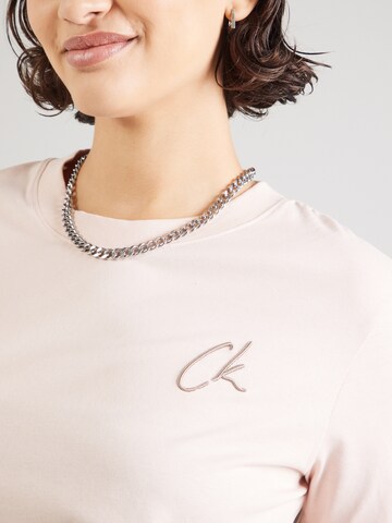 T-shirt Calvin Klein Jeans Curve en rose