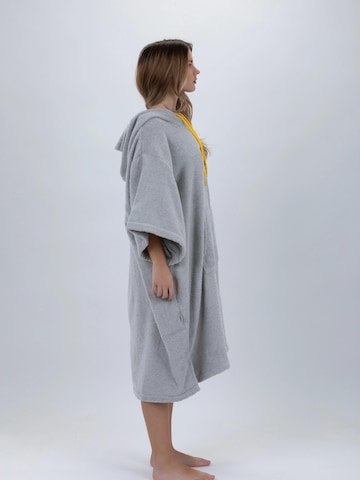 Pacifique Sud Athletic Robe 'Surf' in Grey