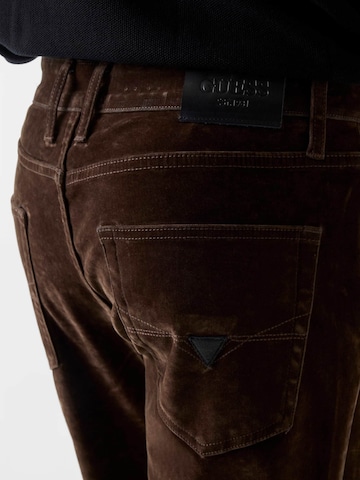 GUESS Regular Jeans 'Mason' in Brown