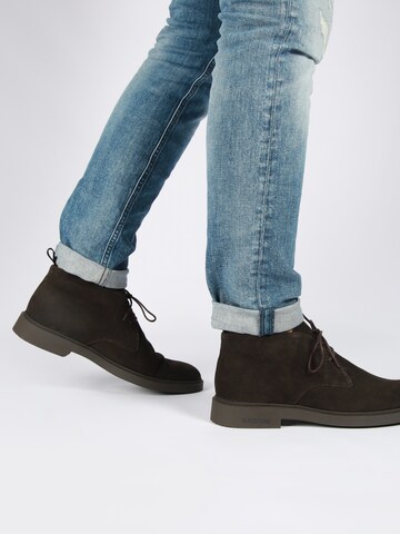 BLACKSTONE - Botas chukka 'Brian WG80' em castanho
