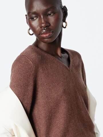 VILA Sweater 'Ril' in Brown