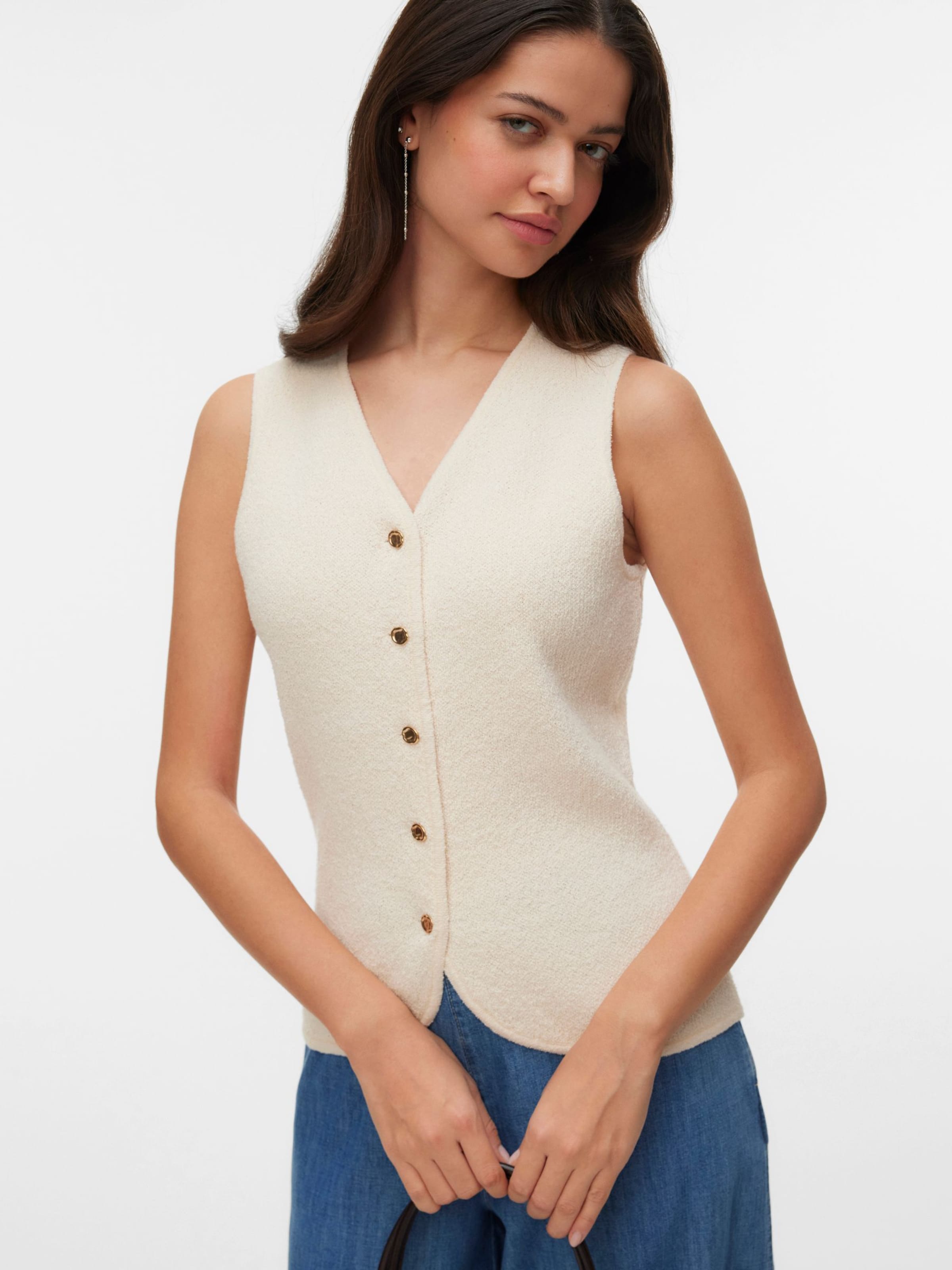 Gilet in maglia 'VMSILVIA' di VERO MODA in beige: frontale