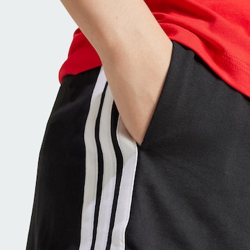 Regular Pantalon de sport 'Essentials' ADIDAS SPORTSWEAR en noir