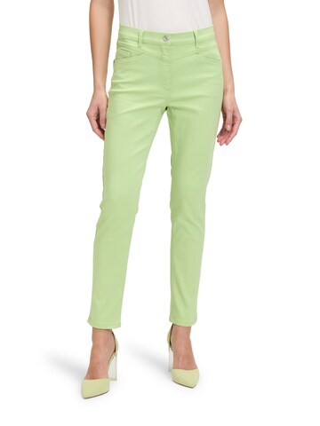Coupe slim Pantalon Betty Barclay en vert : devant